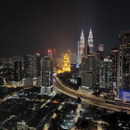 Colony Residence Klcc By Homebrickz Kuala Lumpur Exteriör bild